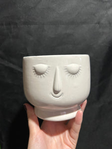 White face pot 4 inch
